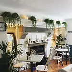 Rumah Bed & Breakfast